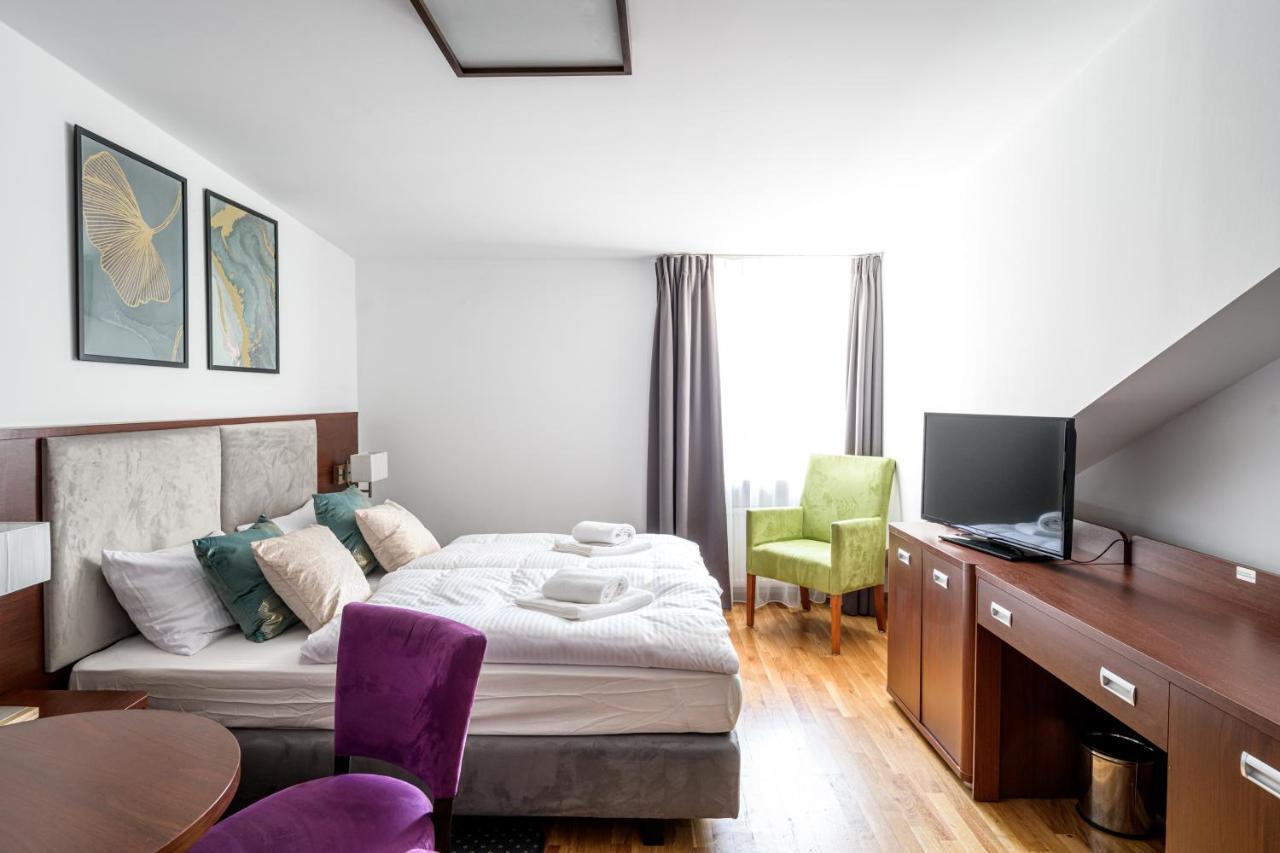 On/Set Aparthotel Krakow Ngoại thất bức ảnh