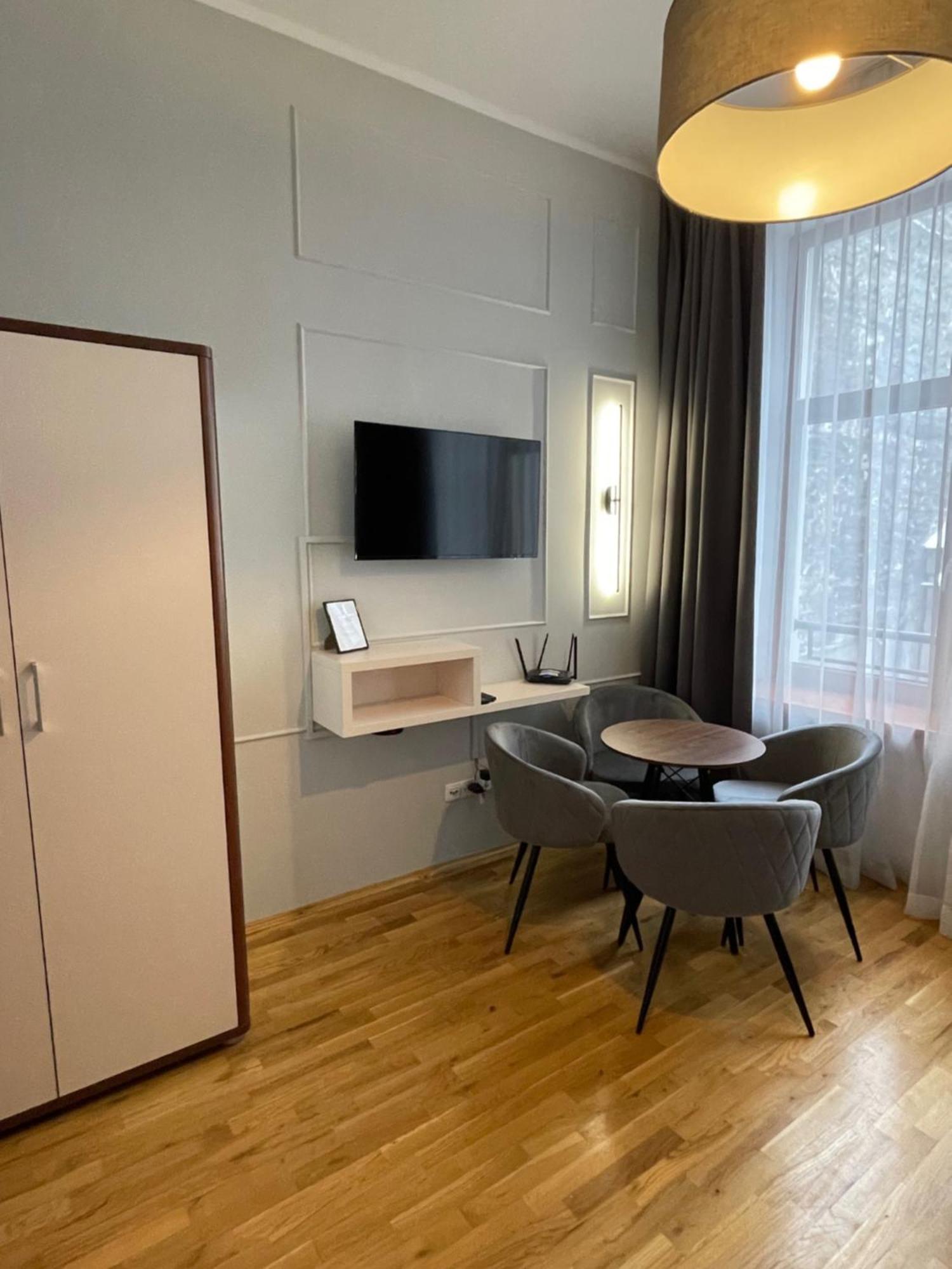 On/Set Aparthotel Krakow Ngoại thất bức ảnh