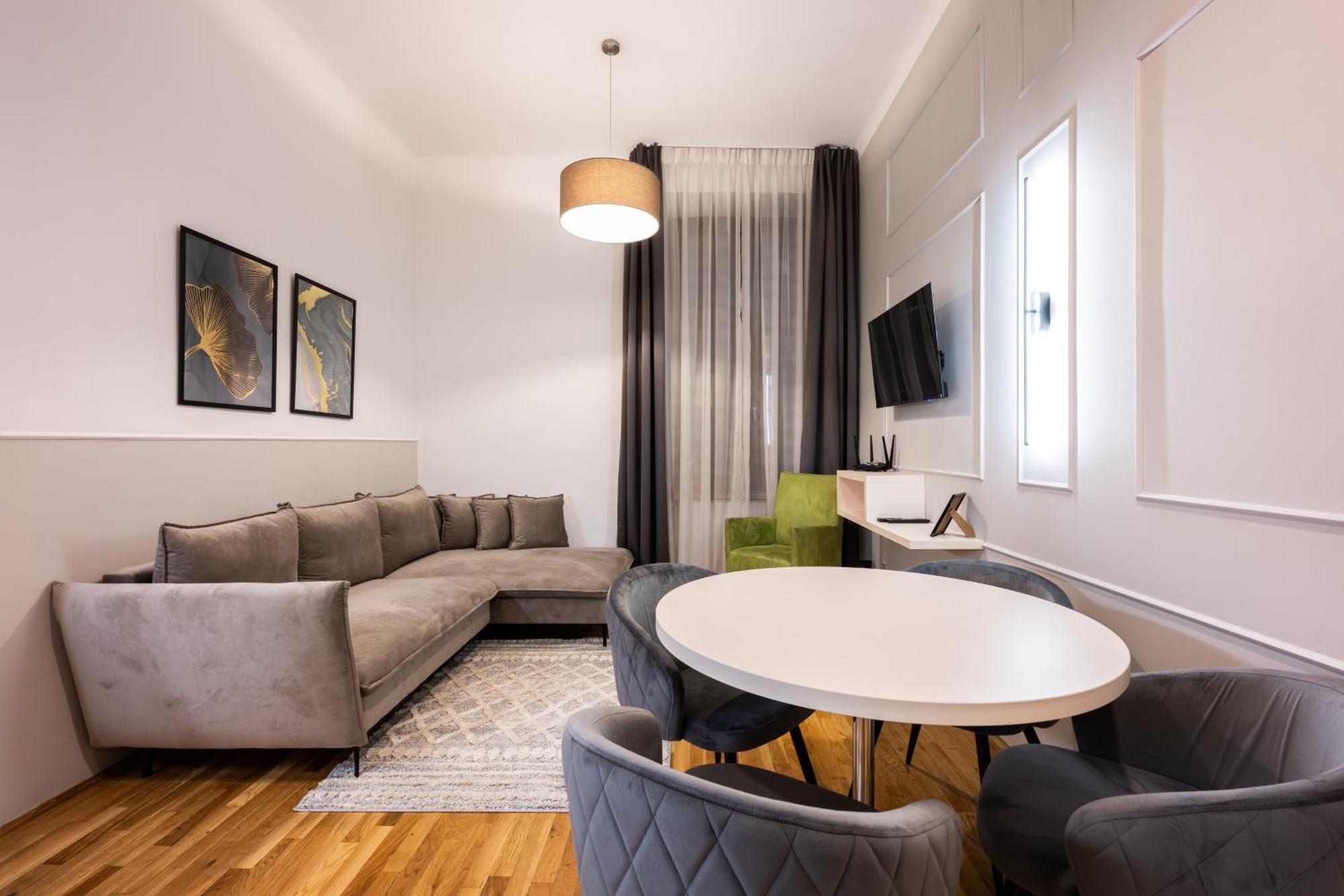 On/Set Aparthotel Krakow Ngoại thất bức ảnh
